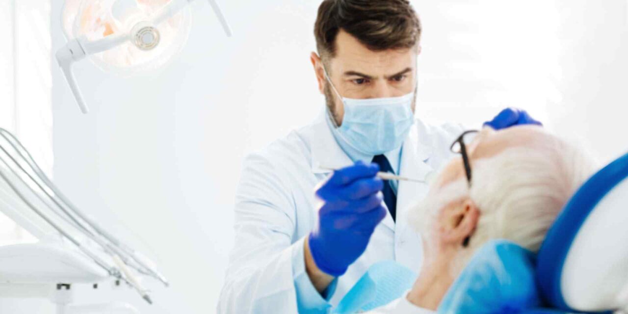 زراعة الأسنان وهشاشة العظام